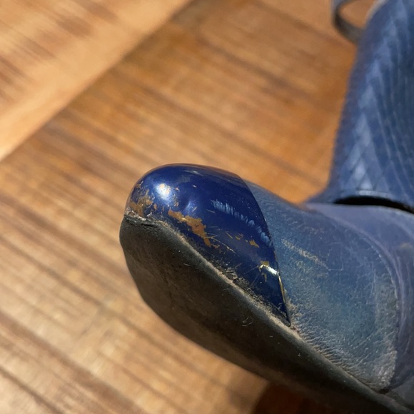 ABS By Allen Schwartz super-unique navy booties - Picture 6 of 9